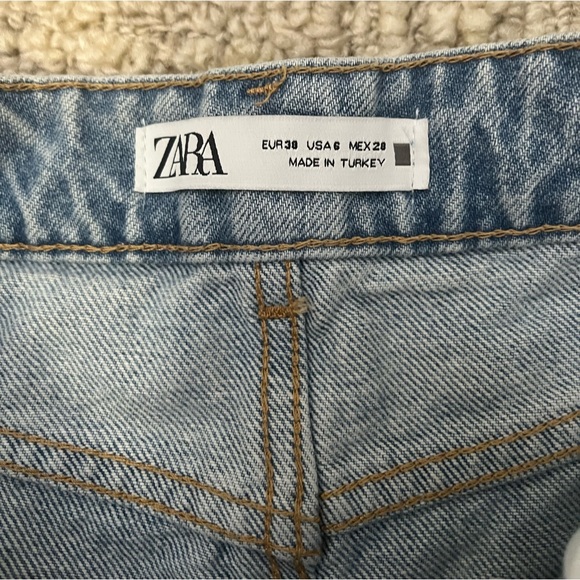 Zara Shorts - Picture 2 of 2